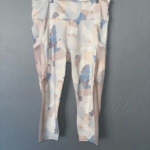 Fabletics On-The-Go PowerHold High Waisted Leggings